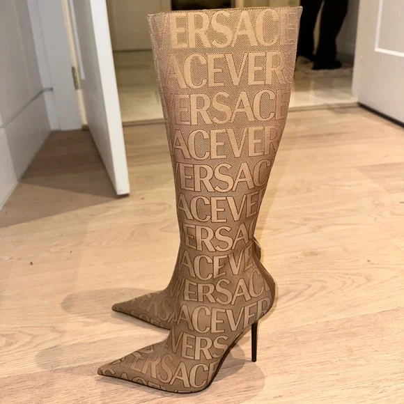 Versace boots - Picture 2 of 4